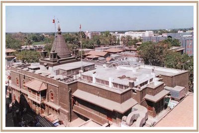 http://www.shirdi-sai-baba.com/bimages/shirdi03.jpg